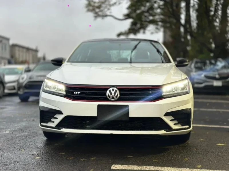 2018 Volkswagen Passat - Image 2 of 12