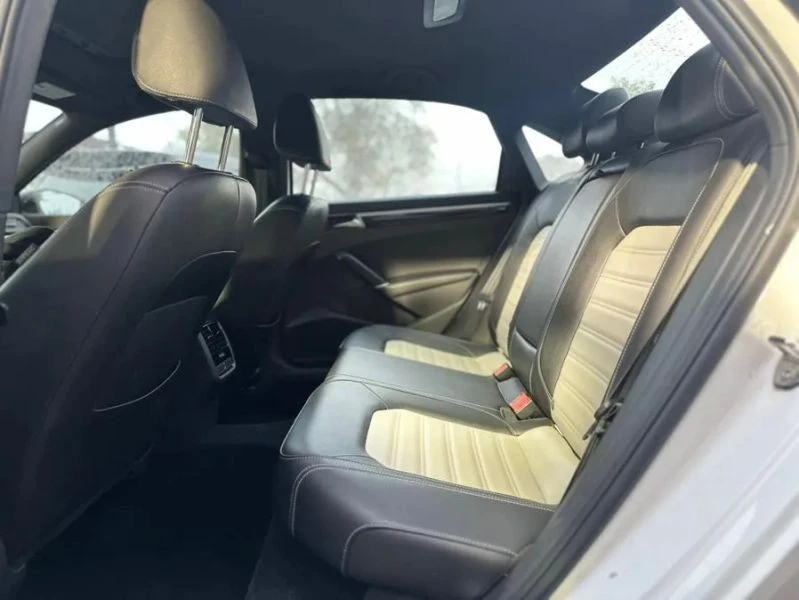 2018 Volkswagen Passat - Image 10 of 12