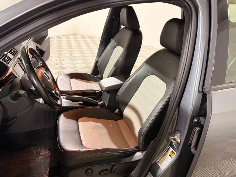 2018 Volkswagen Passat - Image 12 of 12