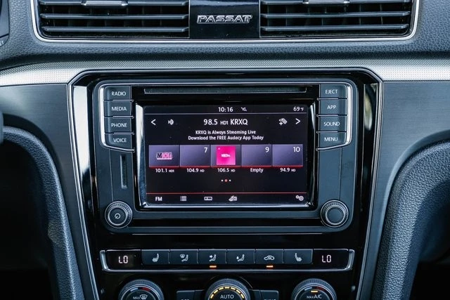 2018 Volkswagen Passat - Image 12 of 12