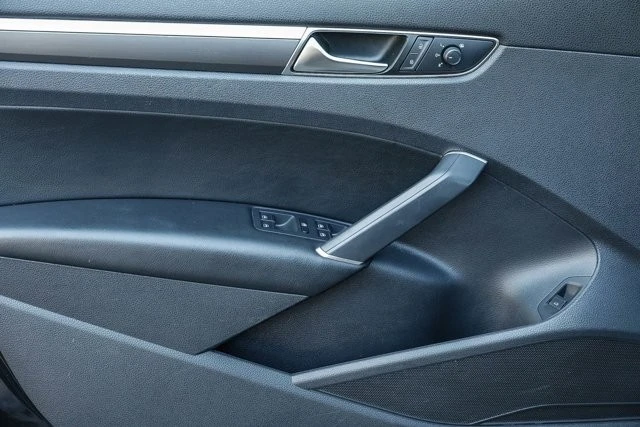 2018 Volkswagen Passat - Image 20 of 21
