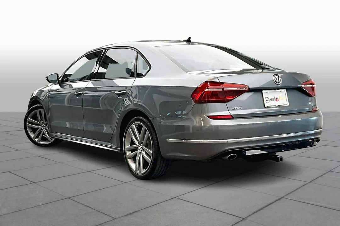 2018 Volkswagen Passat - Image 12 of 12