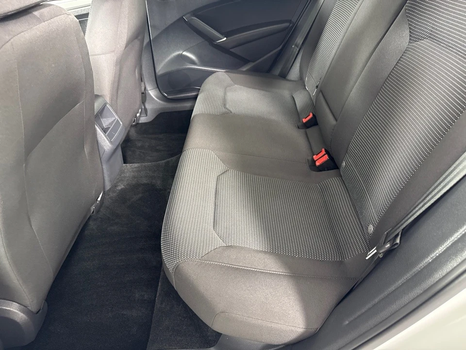 2018 Volkswagen Passat - Image 20 of 21