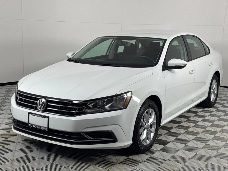 2018 Volkswagen Passat - Image 10 of 12