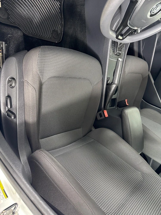 2018 Volkswagen Passat - Image 13 of 21