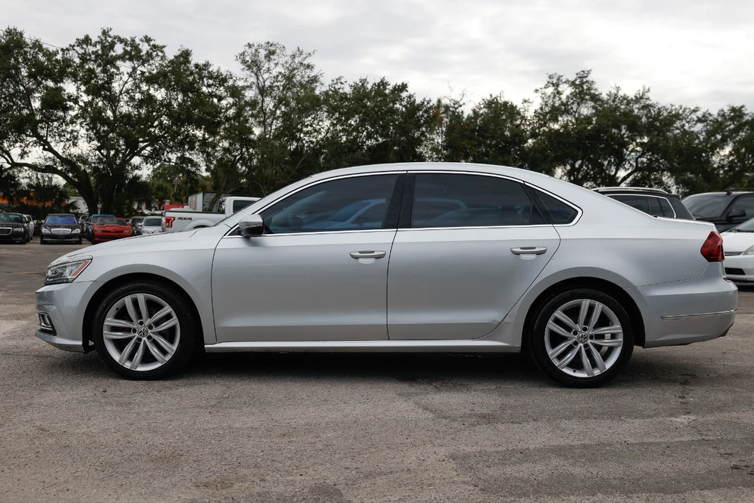 2018 Volkswagen Passat - Image 3 of 12