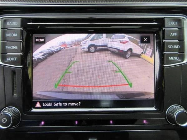 2018 Volkswagen Passat - Image 16 of 21