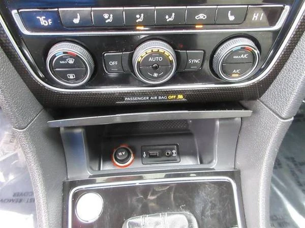 2018 Volkswagen Passat - Image 15 of 21