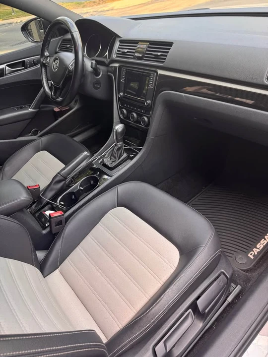 2018 Volkswagen Passat - Image 14 of 20