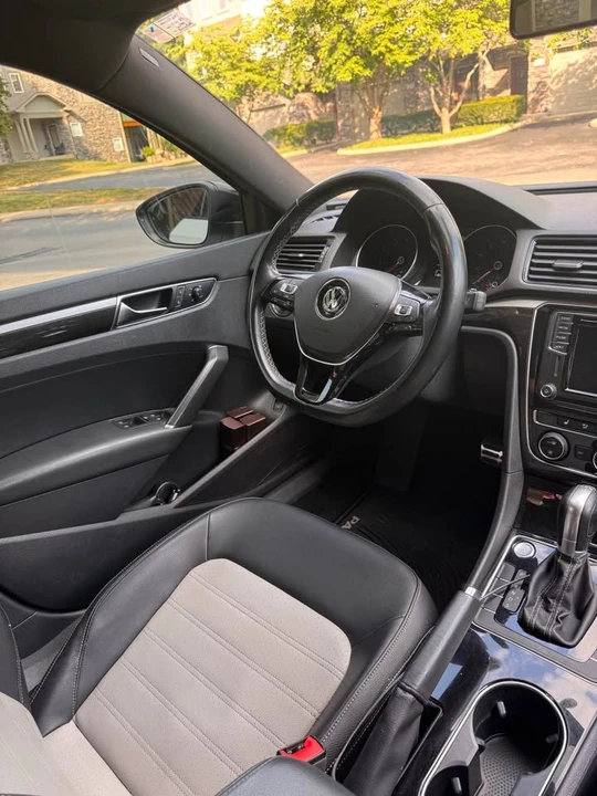 2018 Volkswagen Passat - Image 18 of 20