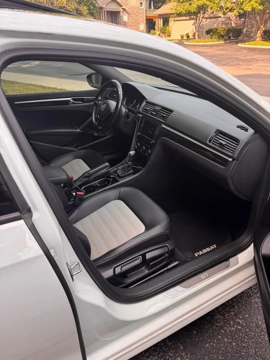 2018 Volkswagen Passat - Image 17 of 20