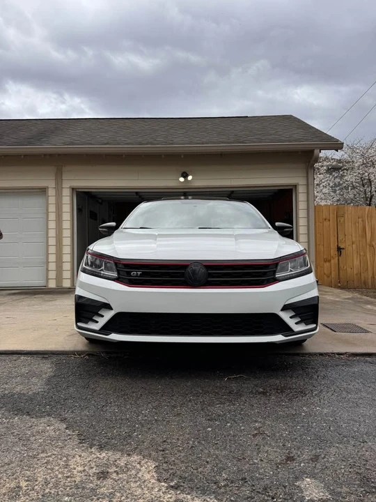 2018 Volkswagen Passat - Image 9 of 20