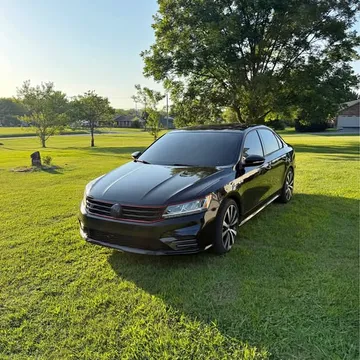 2018 Volkswagen Passat V6 GT Sedan 4D