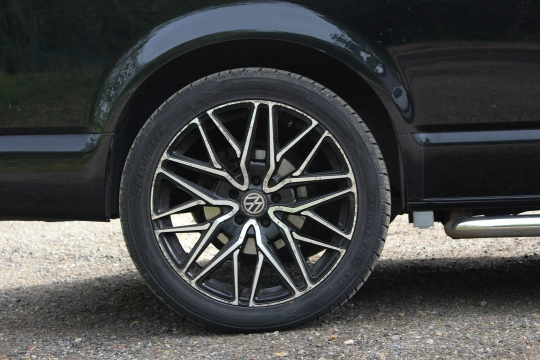 2018 Volkswagen EuroVan - Image 25 of 31