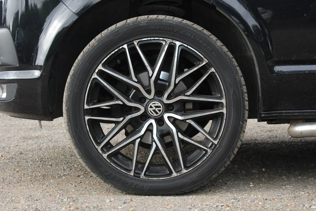 2018 Volkswagen EuroVan - Image 27 of 31