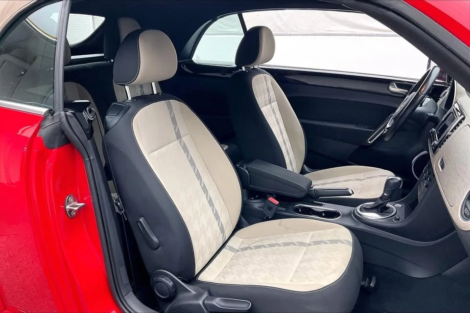 2018 Volkswagen A5 Beetle - Image 11 of 16