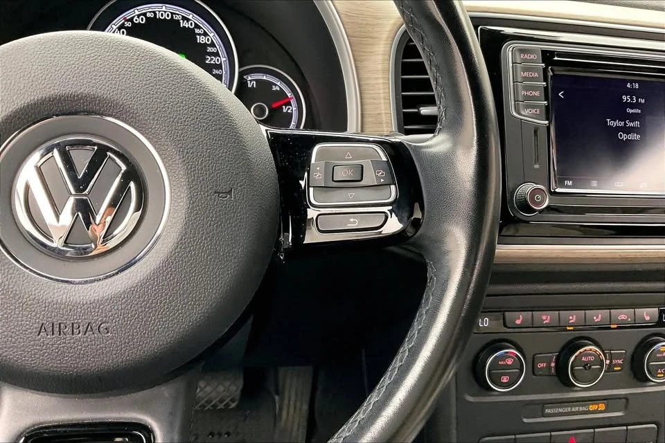 2018 Volkswagen A5 Beetle - Image 13 of 16