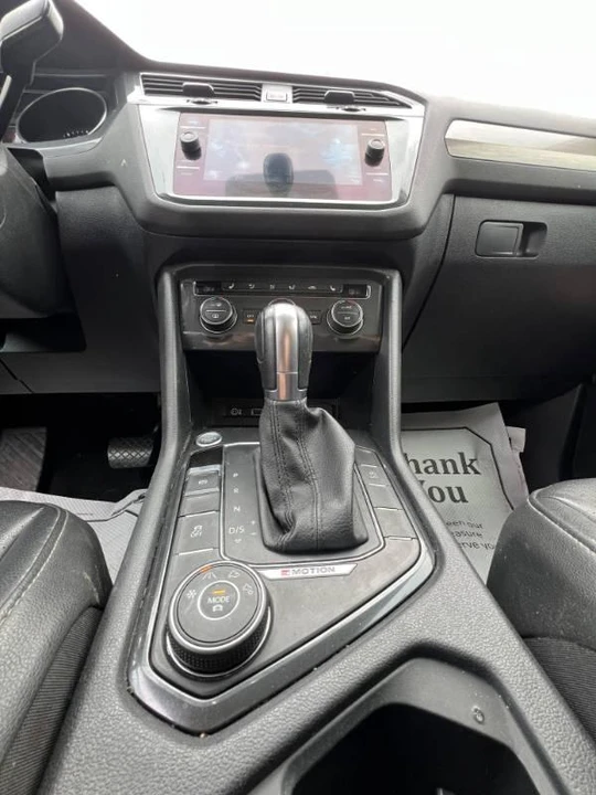 2018 Volkswagen Tiguan - Image 13 of 19