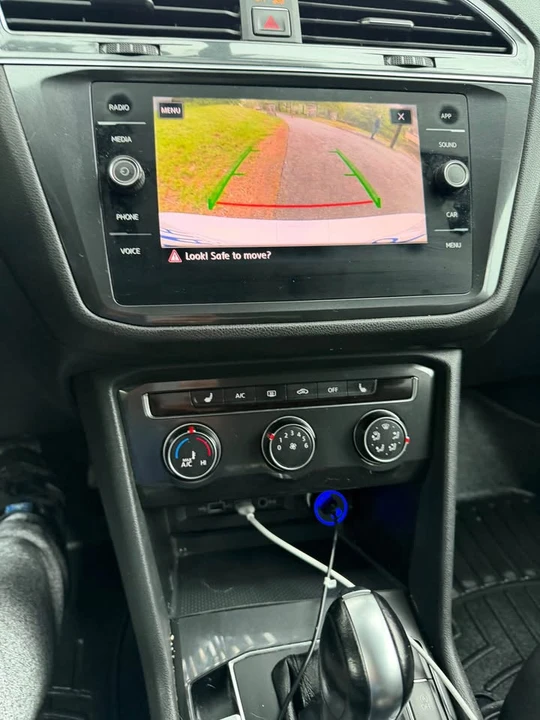 2018 Volkswagen Tiguan - Image 9 of 12