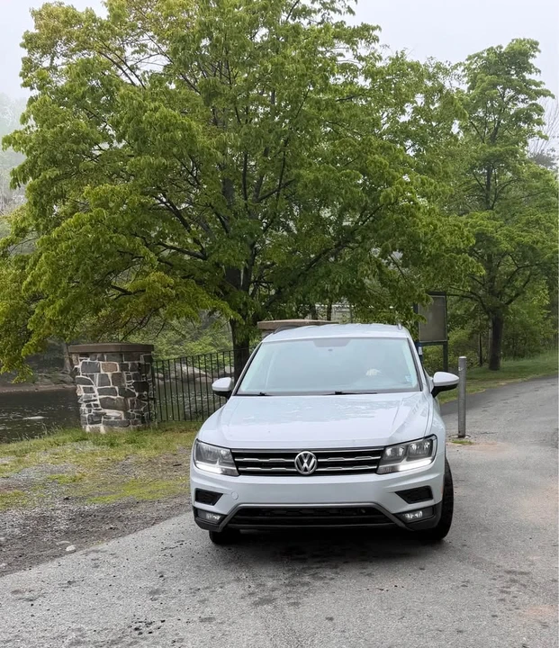 2018 Volkswagen Tiguan - Image 2 of 12