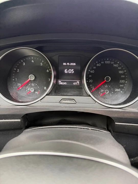 2018 Volkswagen Tiguan - Image 12 of 12