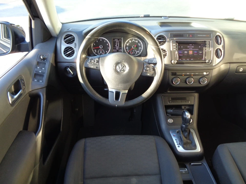 2018 Volkswagen Tiguan - Image 16 of 20