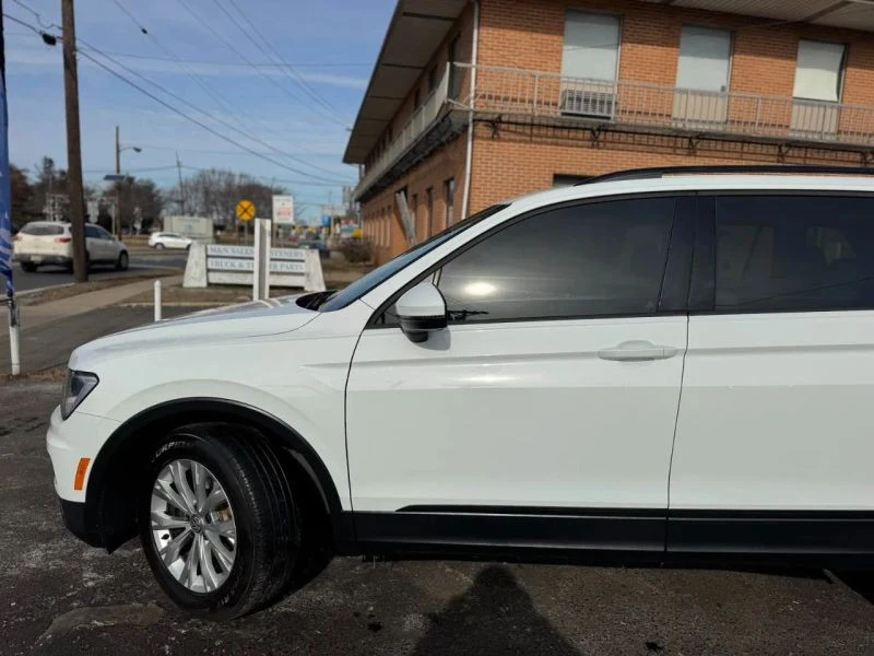 2018 Volkswagen Tiguan - Image 7 of 12
