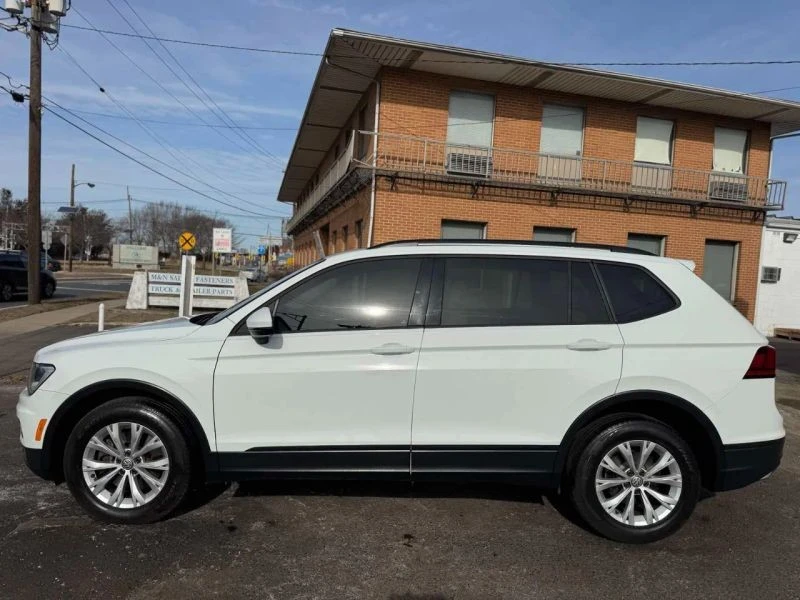2018 Volkswagen Tiguan - Image 10 of 12