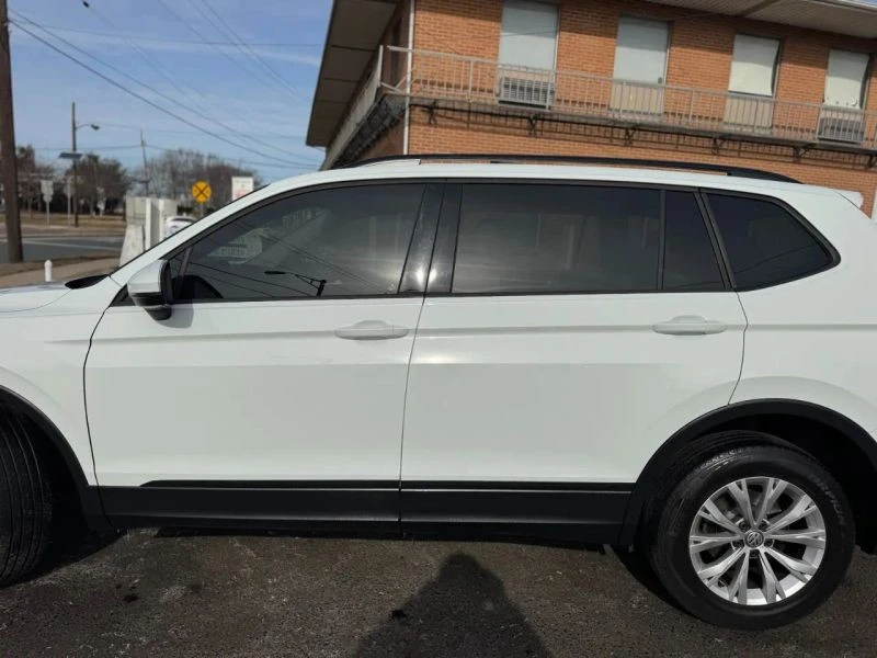 2018 Volkswagen Tiguan - Image 8 of 12