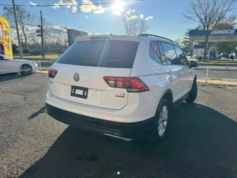 2018 Volkswagen Tiguan - Image 12 of 12