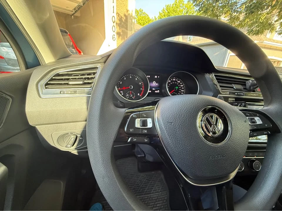 2018 Volkswagen Tiguan - Image 13 of 18