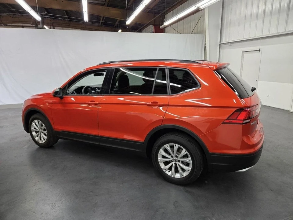2018 Volkswagen Tiguan - Image 2 of 20