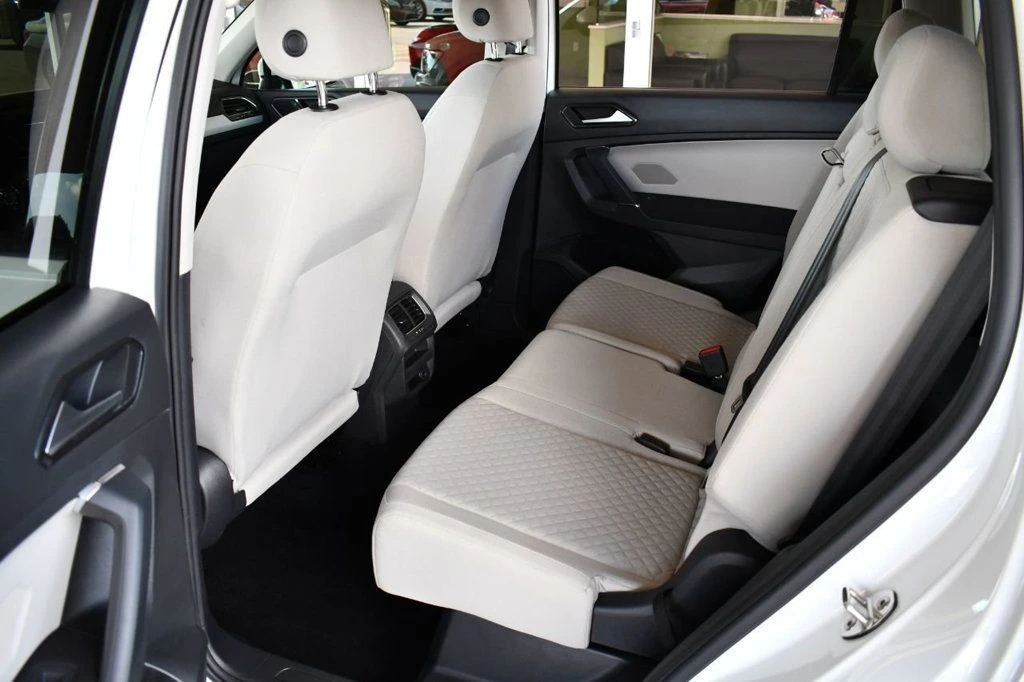 2018 Volkswagen Tiguan - Image 15 of 21