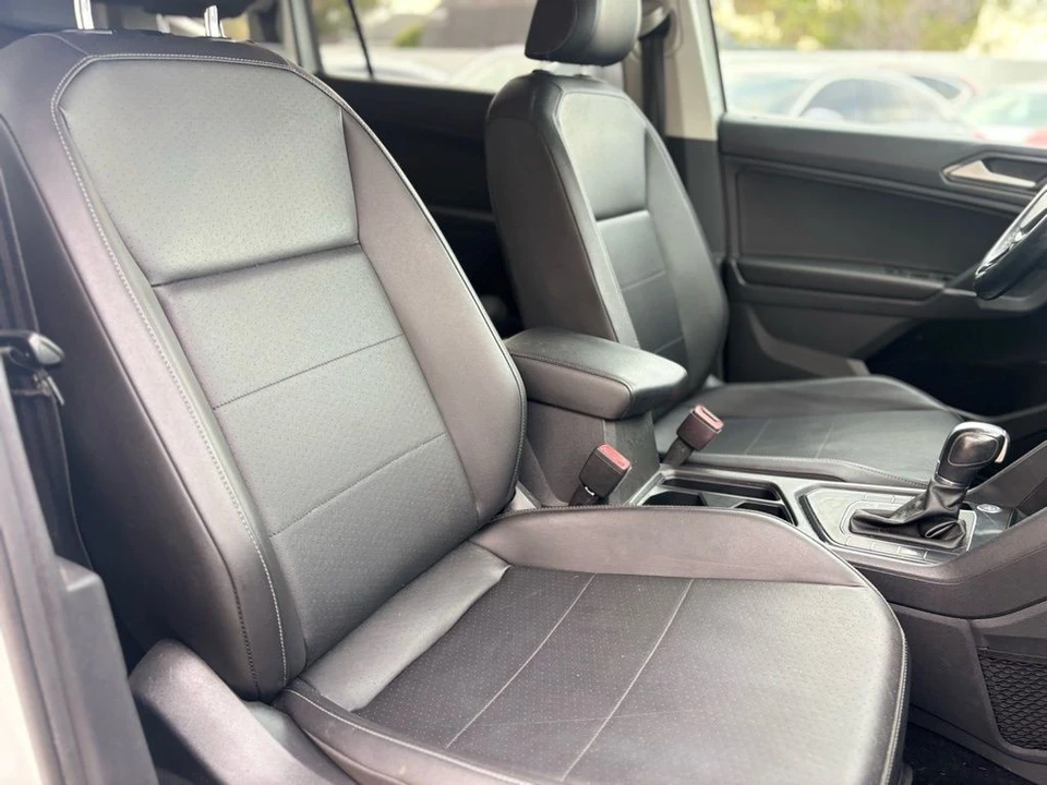 2018 Volkswagen Tiguan - Image 14 of 21