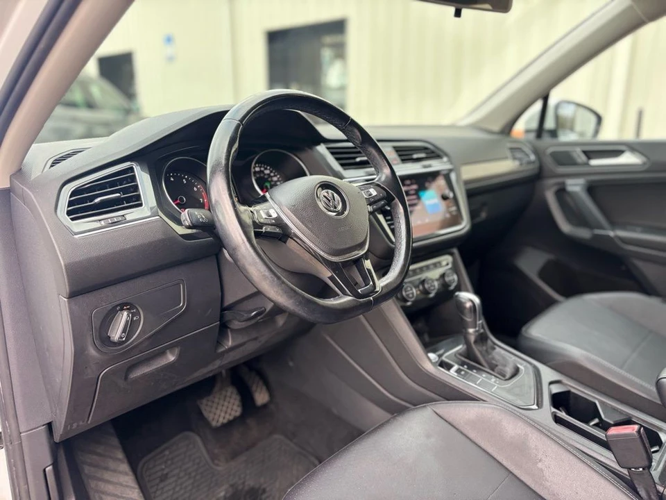 2018 Volkswagen Tiguan - Image 10 of 21
