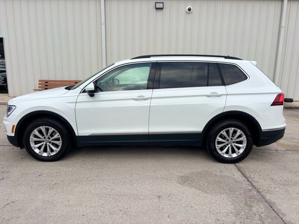2018 Volkswagen Tiguan - Image 2 of 21