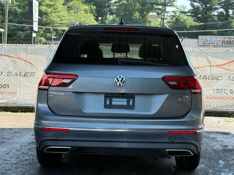2018 Volkswagen Tiguan - Image 10 of 12