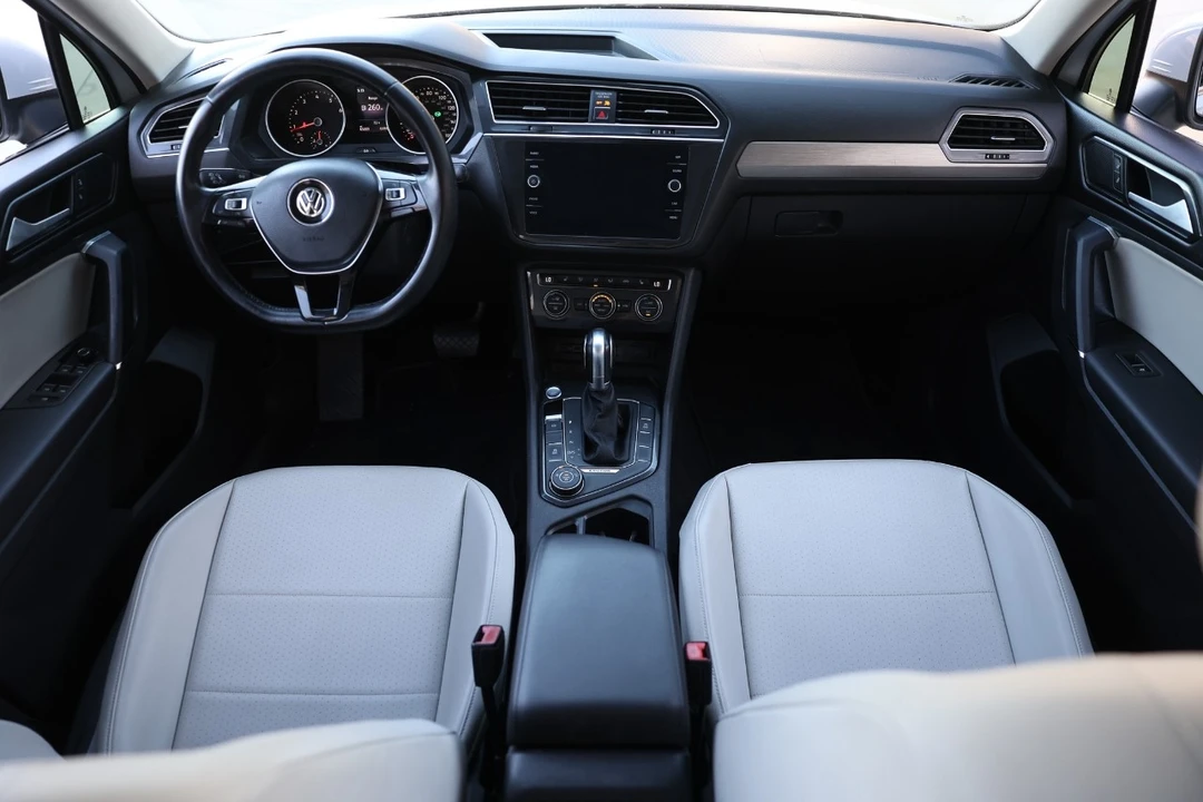 2018 Volkswagen Tiguan - Image 2 of 12