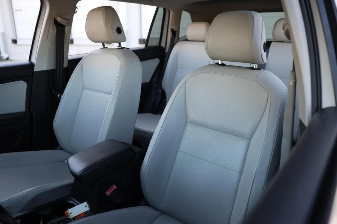 2018 Volkswagen Tiguan - Image 6 of 12