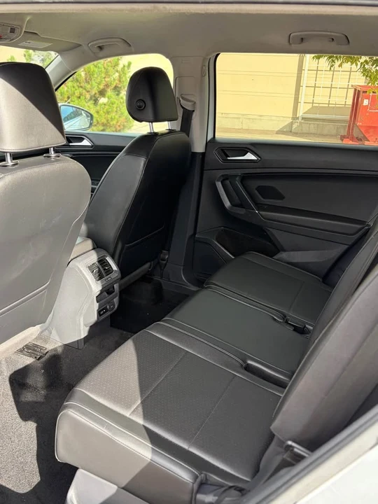 2018 Volkswagen Tiguan - Image 7 of 12