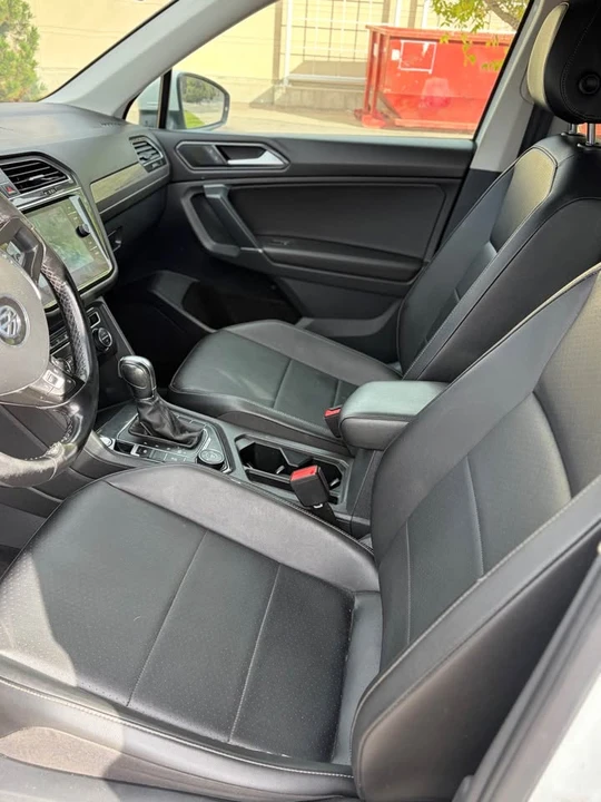 2018 Volkswagen Tiguan - Image 8 of 12