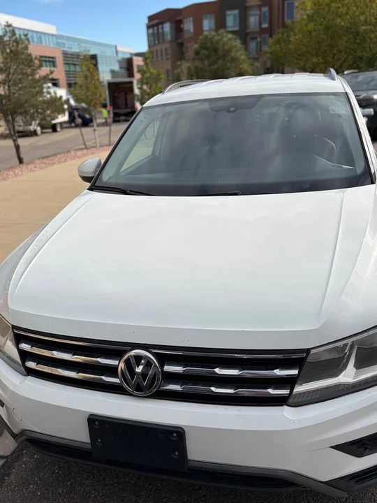 2018 Volkswagen Tiguan - Image 2 of 12