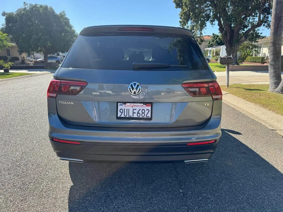 2018 Volkswagen Tiguan - Image 2 of 12