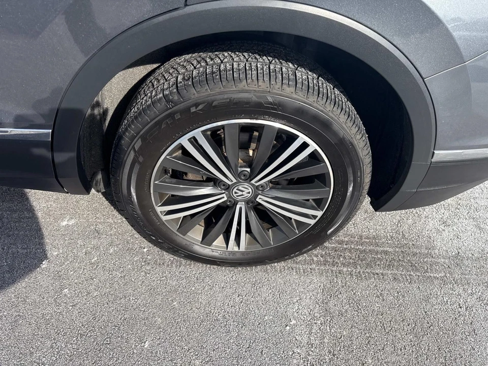 2018 Volkswagen Tiguan - Image 14 of 21