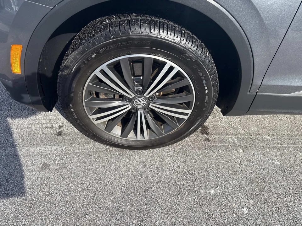 2018 Volkswagen Tiguan - Image 13 of 21