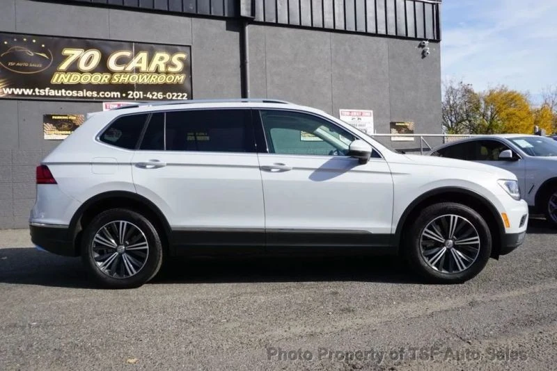 2018 Volkswagen Tiguan - Image 8 of 12
