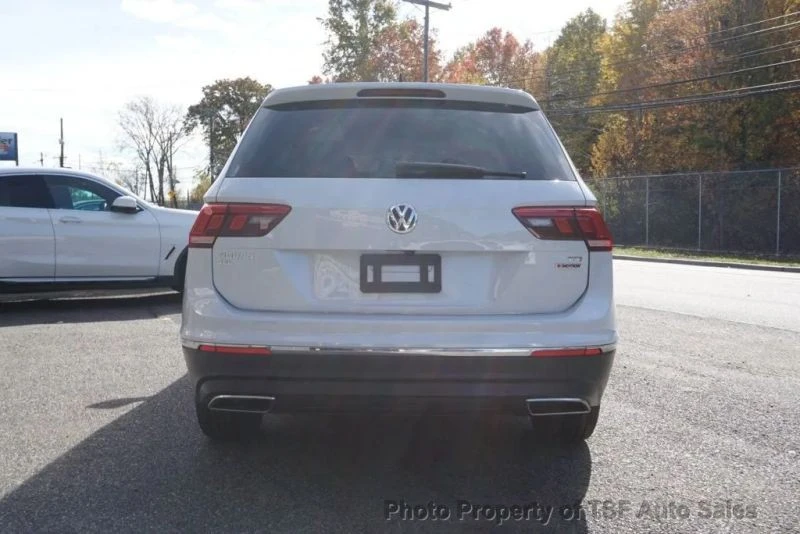 2018 Volkswagen Tiguan - Image 6 of 12