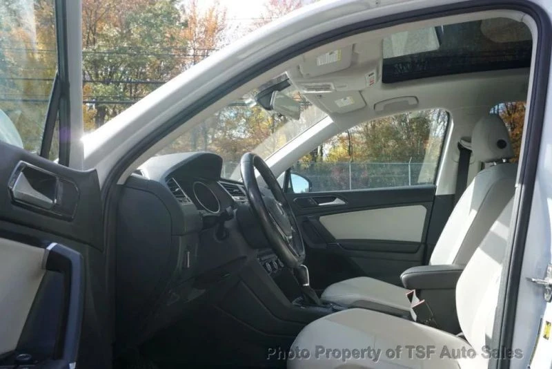 2018 Volkswagen Tiguan - Image 10 of 12