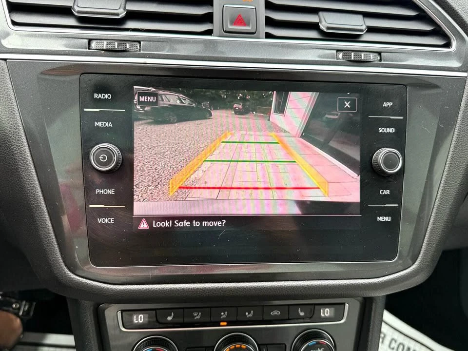 2018 Volkswagen Tiguan - Image 16 of 19