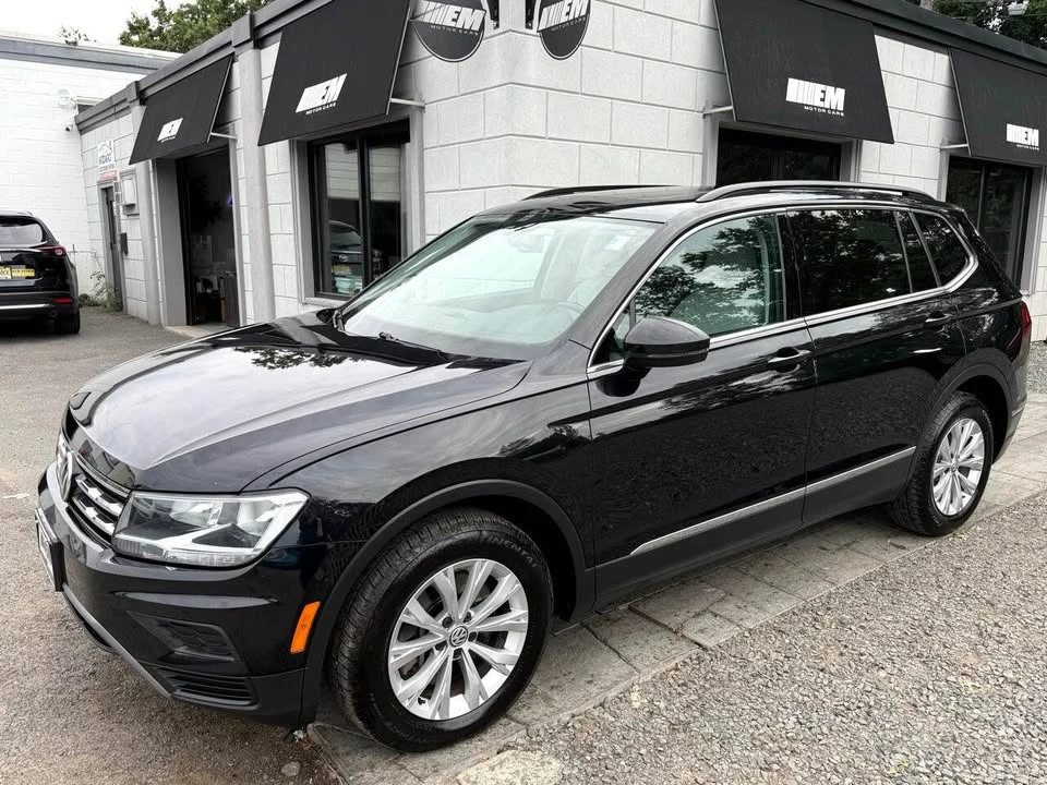 2018 Volkswagen Tiguan - Image 2 of 19